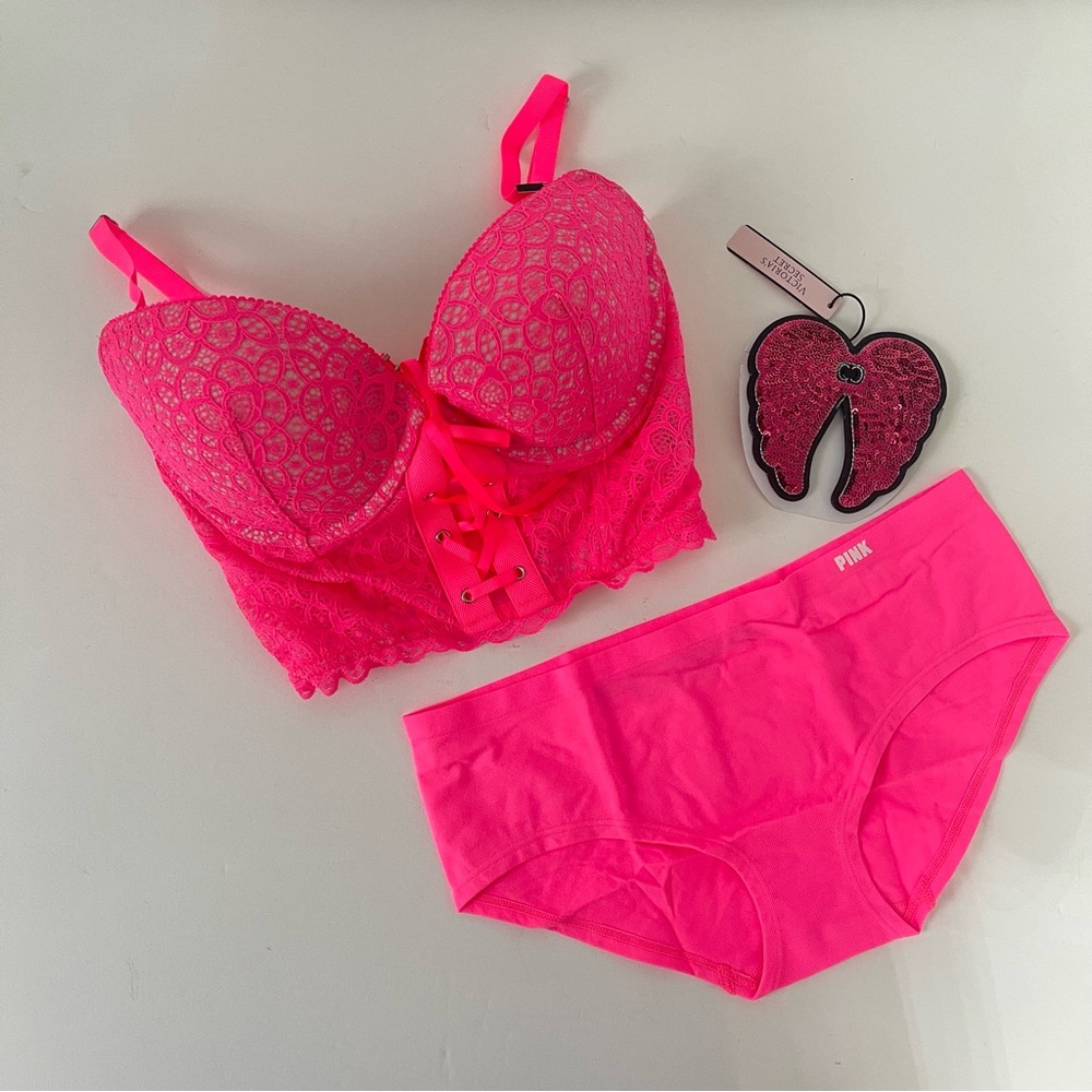 Victoria’s Secret 3 Piece Lot / Bundle Of Long Bra, Panty & Hair Tie- Reemoly